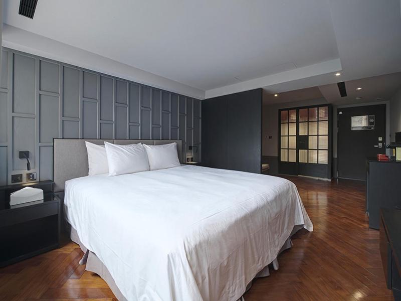 Reddot Hotel Taichung Extérieur photo