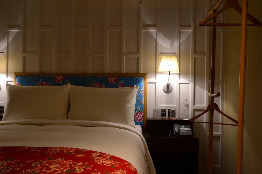 Reddot Hotel Taichung Extérieur photo