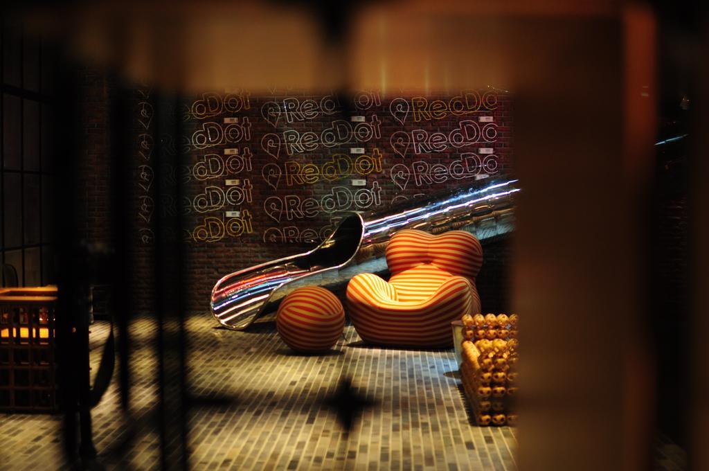 Reddot Hotel Taichung Extérieur photo