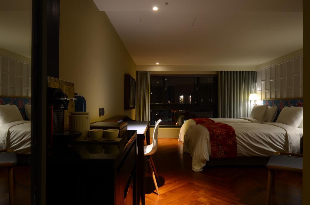 Reddot Hotel Taichung Extérieur photo
