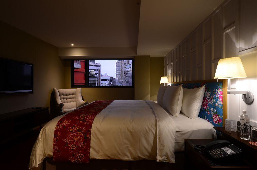 Reddot Hotel Taichung Extérieur photo