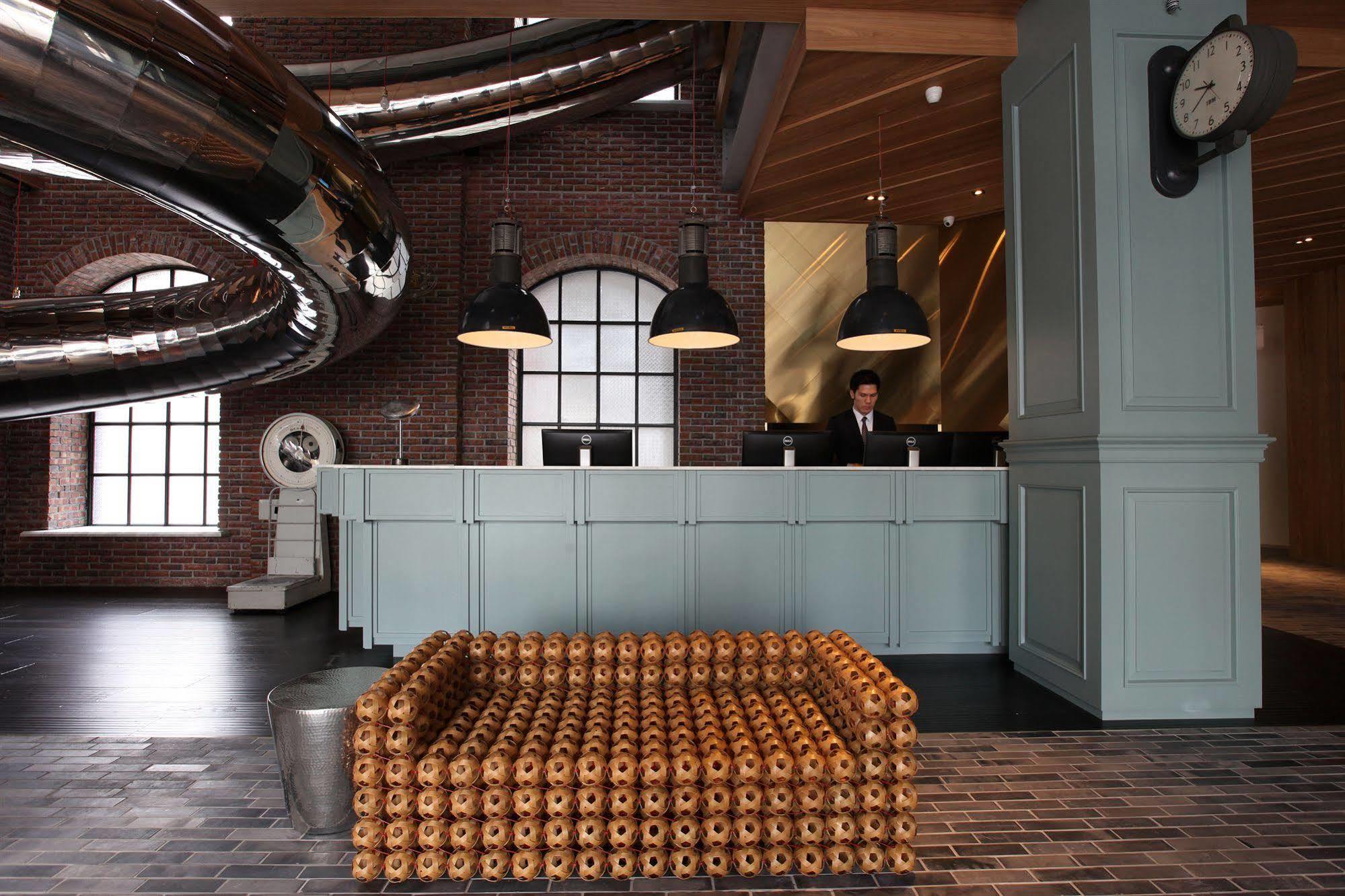 Reddot Hotel Taichung Extérieur photo