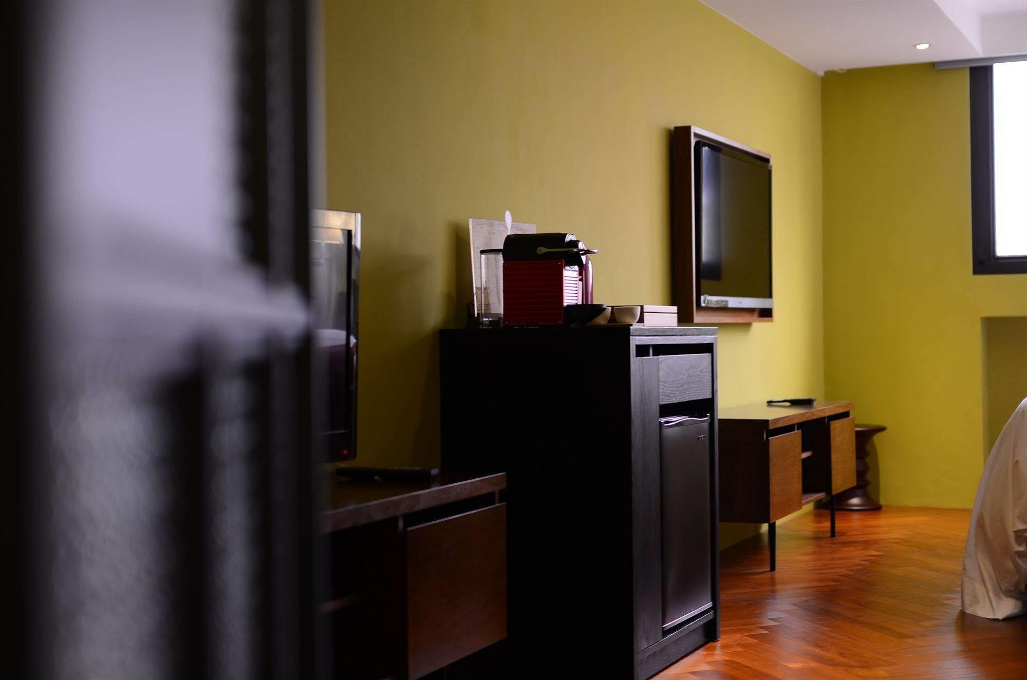 Reddot Hotel Taichung Extérieur photo